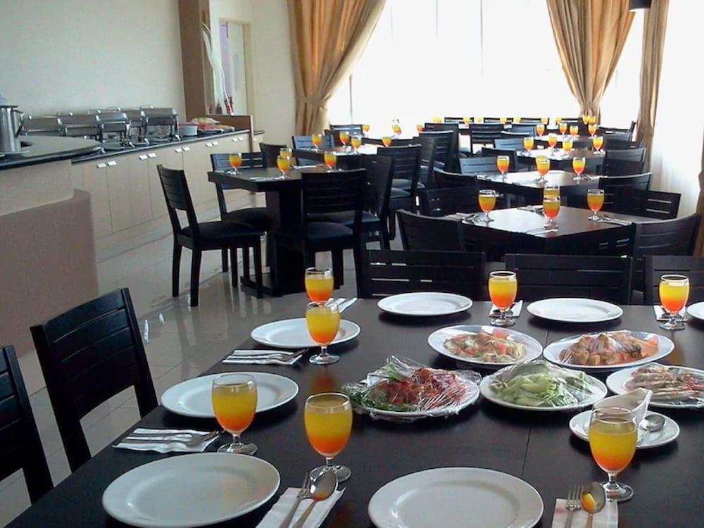 Sutera Hotel Seremban Exteriör bild