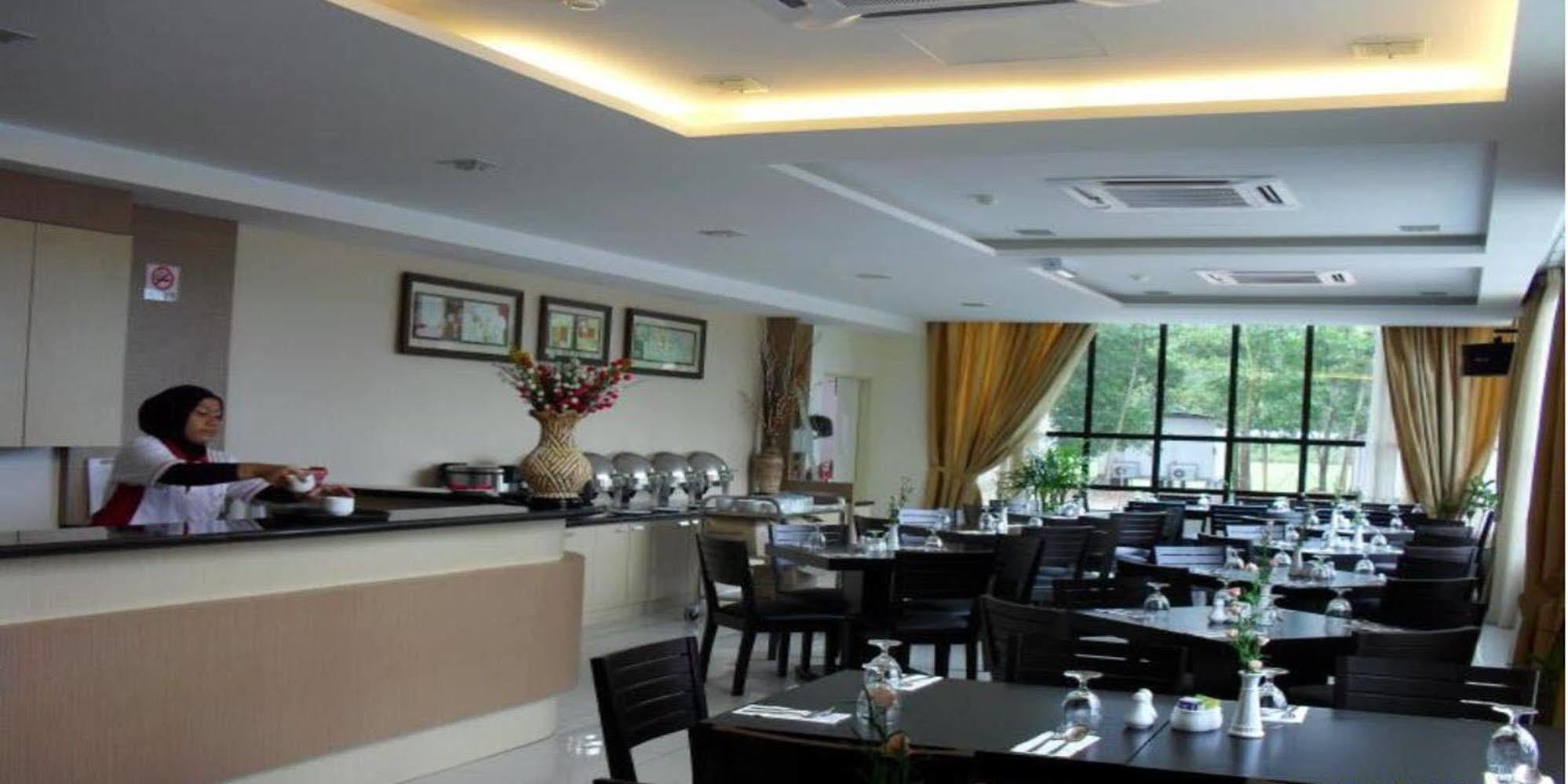 Sutera Hotel Seremban Exteriör bild